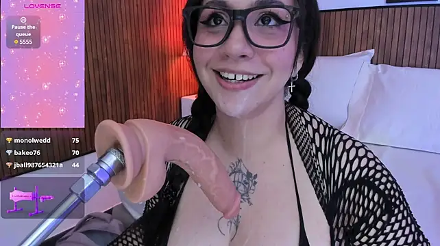 ori_whore's Live XXX Chat