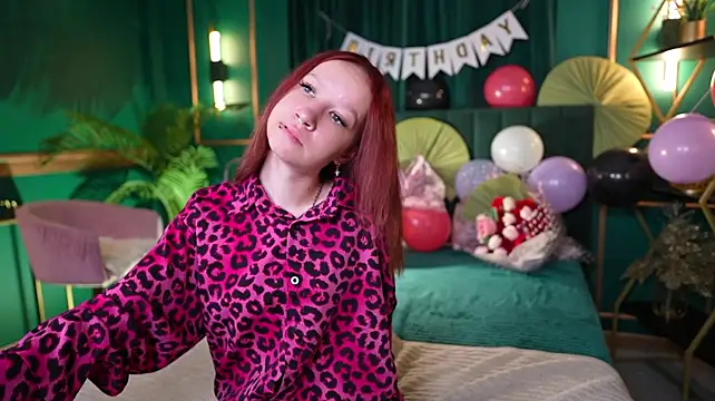 Mi_Mi_Mia XXX чат на живо
