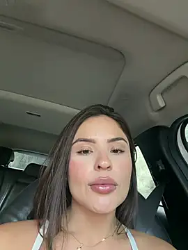 SofiaGomez444のライブXXXチャット