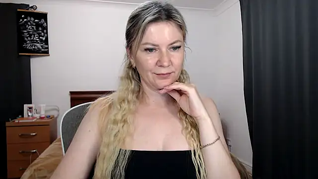 ParadiseAlina's Live XXX Chat
