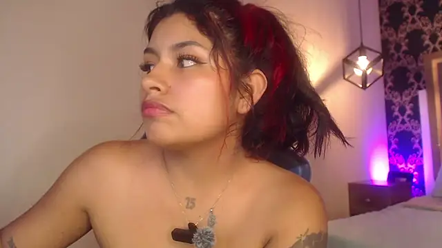 Živý XXX chat ChantalPetit
