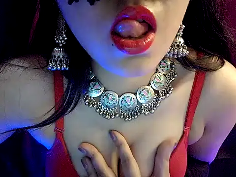 Chat XXX en directo de nadia_doll69