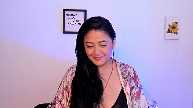 LauraToro_ Live XXX Chat