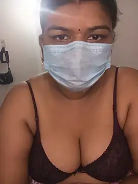 Sassy_messy Webcamshow