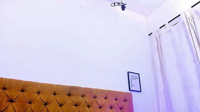 Katty_West Live XXX-Chat