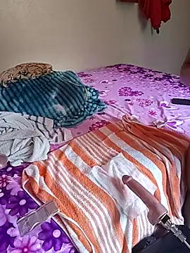 ROSARIOBELLA13 Show in webcam