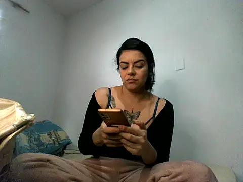 luluclark69's Live XXX Chat