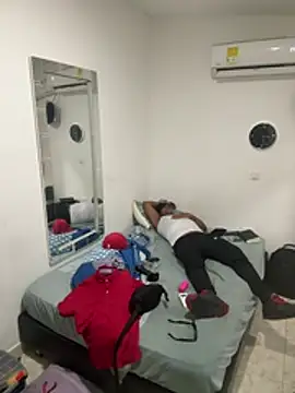 bigdick211292 现场XXX聊天