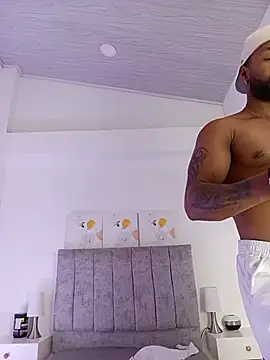 Dante_Knox Chat XXX in diretta
