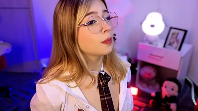 Chat XXX en directo de EmilyMiller_