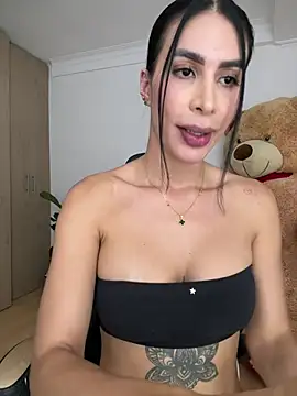 Chat +18 de mckenzieklein ao vivo