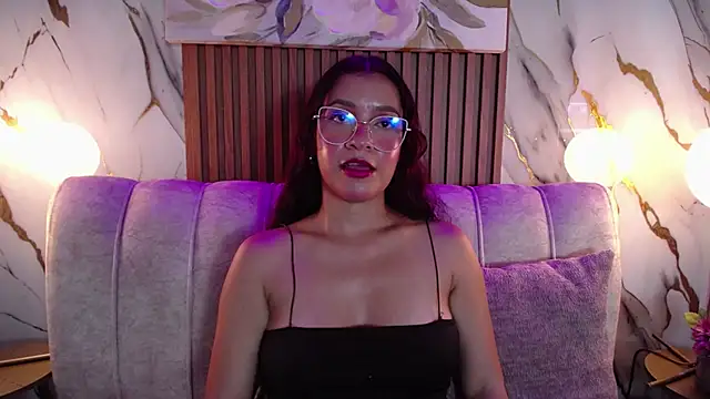 Chat XXX en directo de BrianaGaging