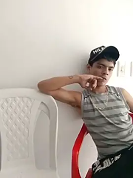 ARES_DAM Live XXX-Chat