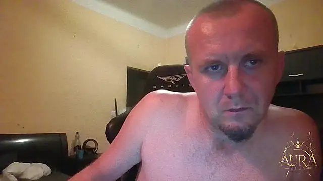 Chat XXX ao vivo de MrWhitePL