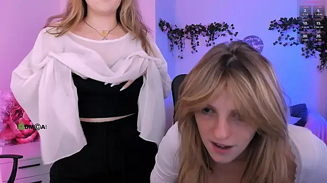 luna_berryyn Live XXX chat