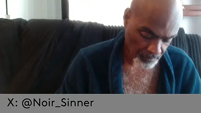 sinnernoir Show in webcam