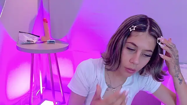 Chat XXX ao vivo de ZoeyPetit