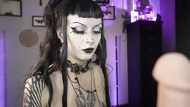 insania_9999_ 라이브 XXX 채팅