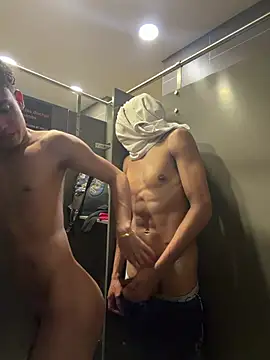 yoursexyjose Webcamshow