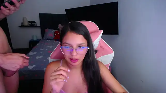 Chat +18 de jessi_and_boy ao vivo