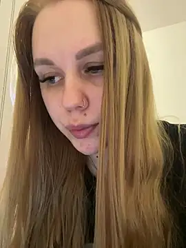 Marylallka5's Live XXX Chat
