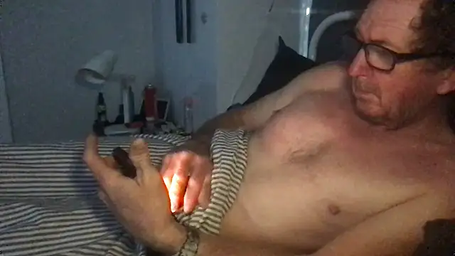 Webkamerová show MrBombasticxxx