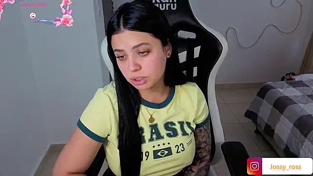XXX chat uživo modela Victoryyy_