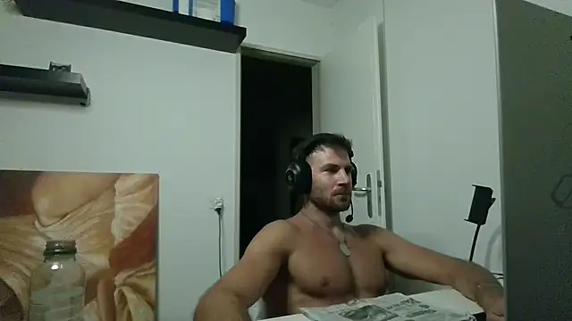 alpha-hunk Adlı Modelin Canlı XXX Sohbeti