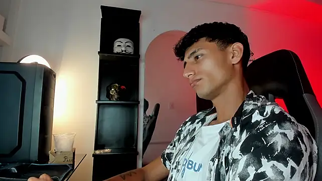 MaxiimoRomano_ Live XXX Chat