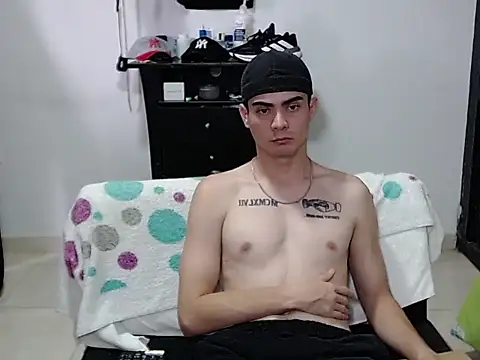 Zac_Efront – webcam-show