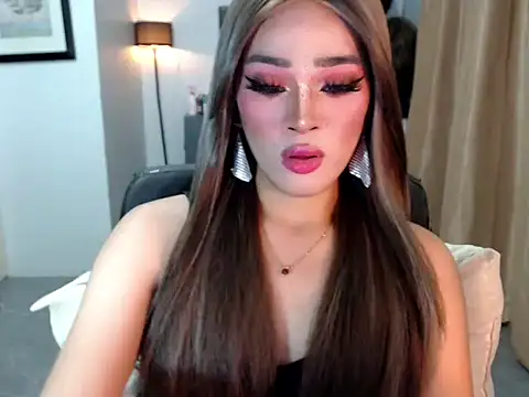lavandermilk webcam show