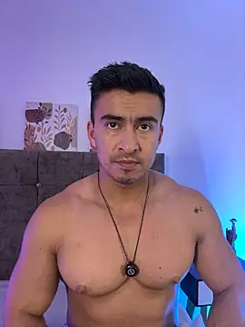 Chat +18 de Chris_Clarck ao vivo