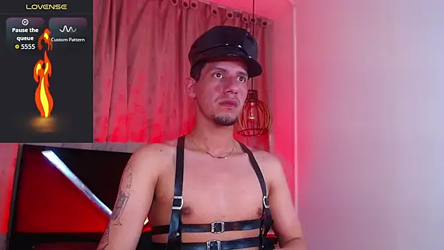 צ'אט XXX בשידור חי של Sebastian_Smith__