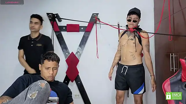 XXX chat uživo modela EliteBoysLive