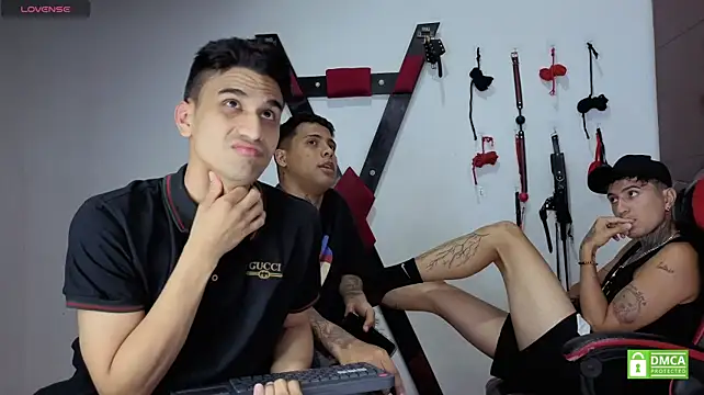 Czat XXX na żywo – EliteBoysLive