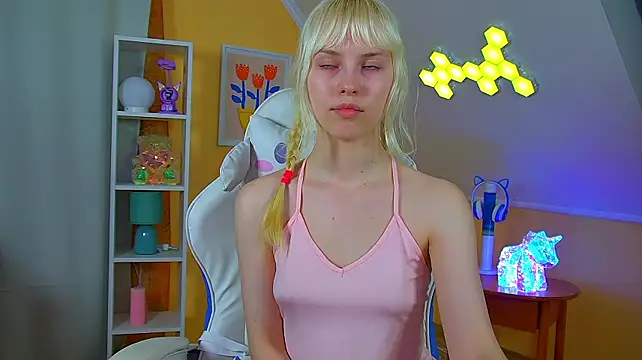 แชท XXX สดของ HannahHollis