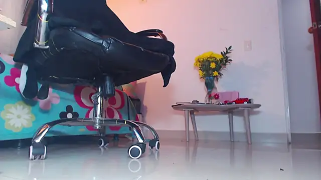 צ'אט XXX בשידור חי של SamantaRosee