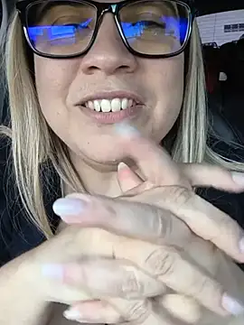 Chat +18 de MissMaria ao vivo