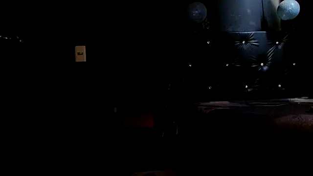 FuckHardlove's Live XXX Chat