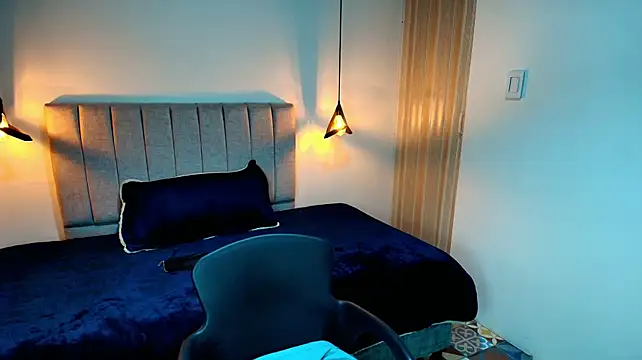 LiaCooper_ লাইভ XXX চ্যাট