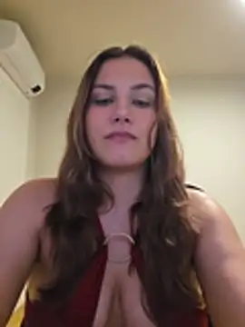Chat XXX en directo de MiaRides19