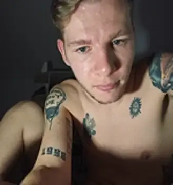 צ'אט XXX בשידור חי של Silent_lord27