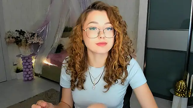 دردشة SereneFlame الجنسية المباشرة