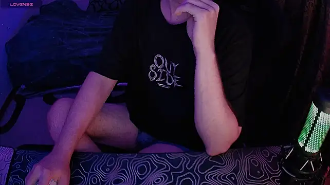 Chatroom XXX en direct de ZXCENSORED-