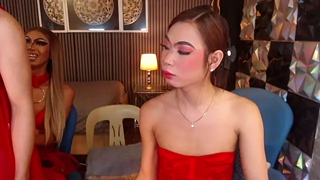 AudreyMilesTrans' Live XXX Chat