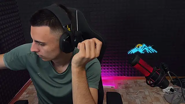 XXX chat uživo modela Hols_20