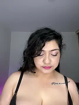 צ'אט XXX בשידור חי של Amyy_1