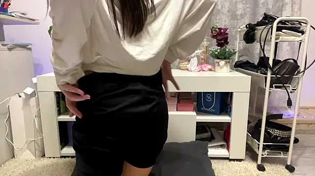 Bella_Spilbert's Webcam Show