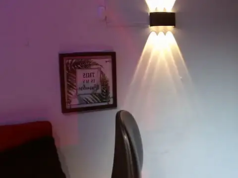 ValkiriaFoX 라이브 XXX 채팅