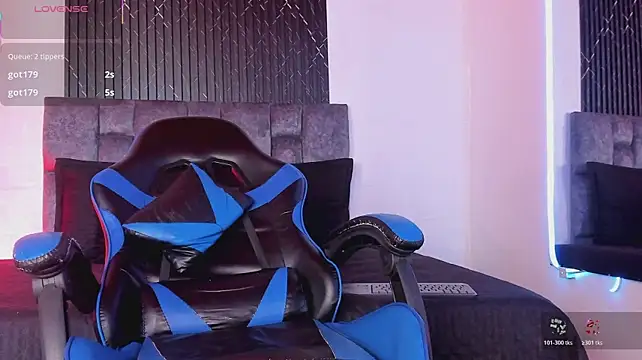 Онлайн чат XXX Alexxus_Smith